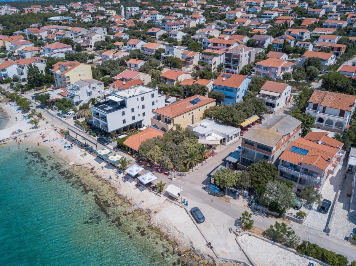 Apartmani Plazibat Mandre Exterior foto